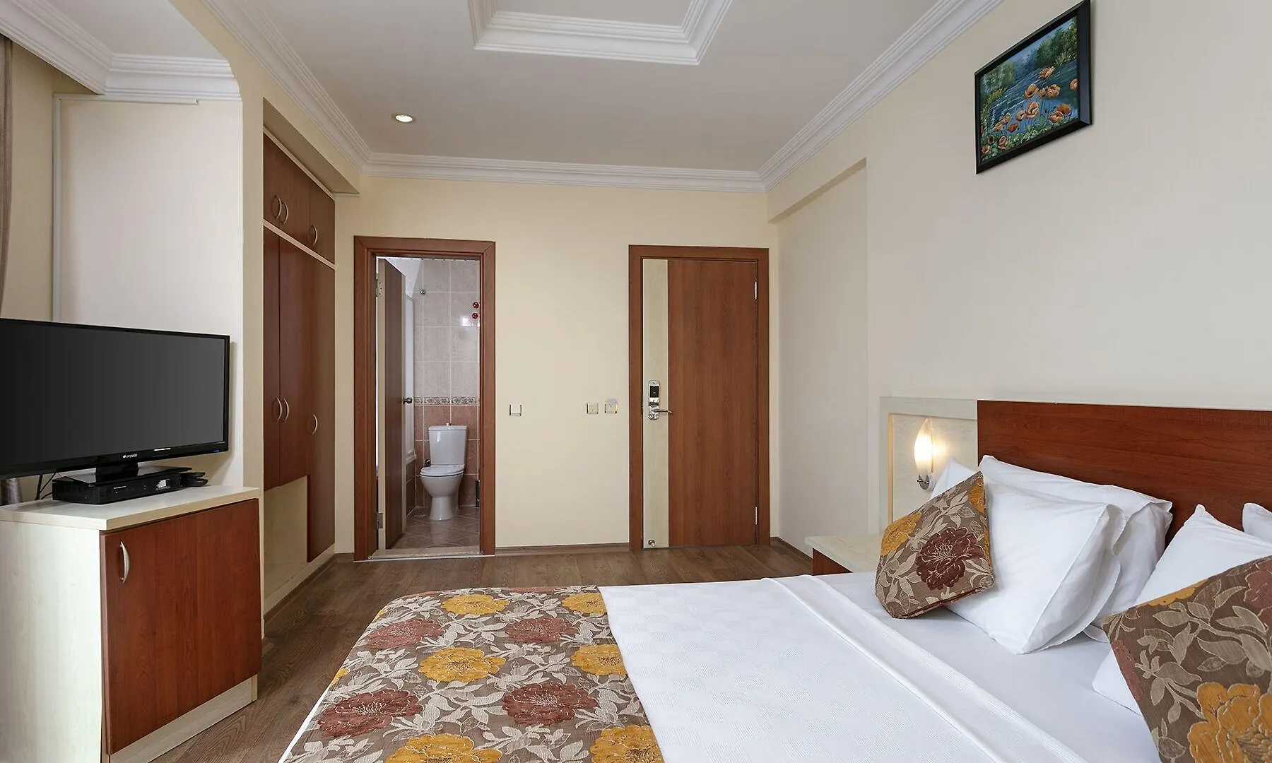 Lara Dinc Hotel Antalya